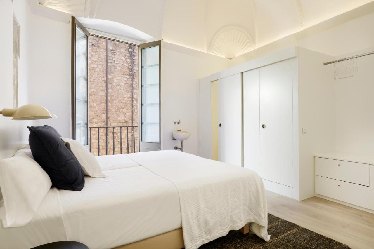 Canvas Apartments & Lofts Girona Bagian luar foto