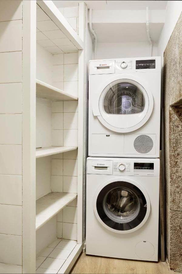 Canvas Apartments & Lofts Girona Bagian luar foto