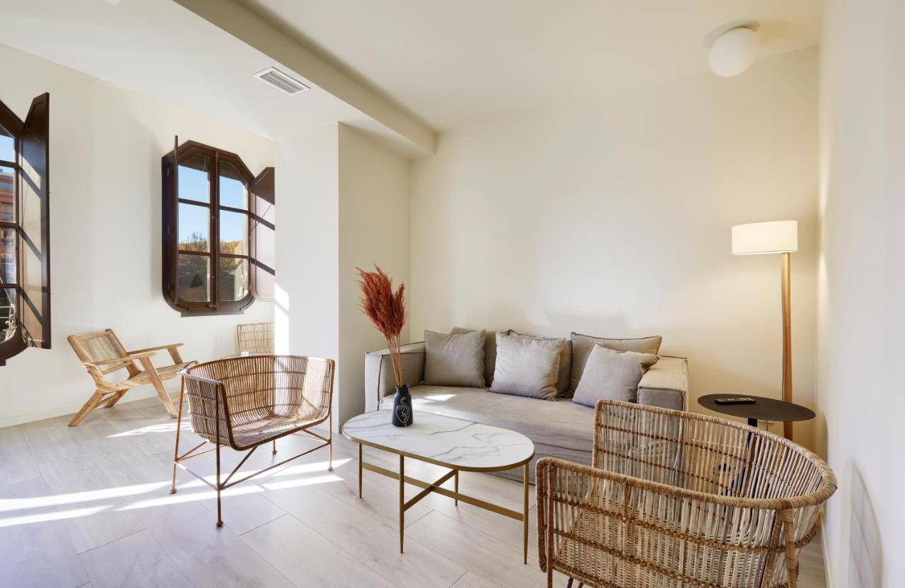 Canvas Apartments & Lofts Girona Bagian luar foto