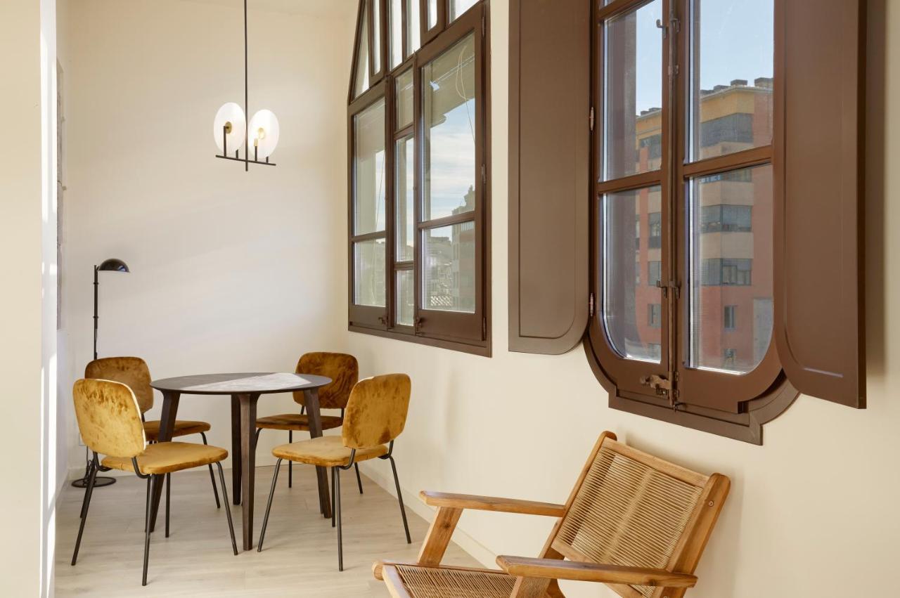 Canvas Apartments & Lofts Girona Bagian luar foto