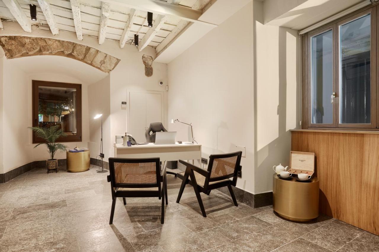 Canvas Apartments & Lofts Girona Bagian luar foto