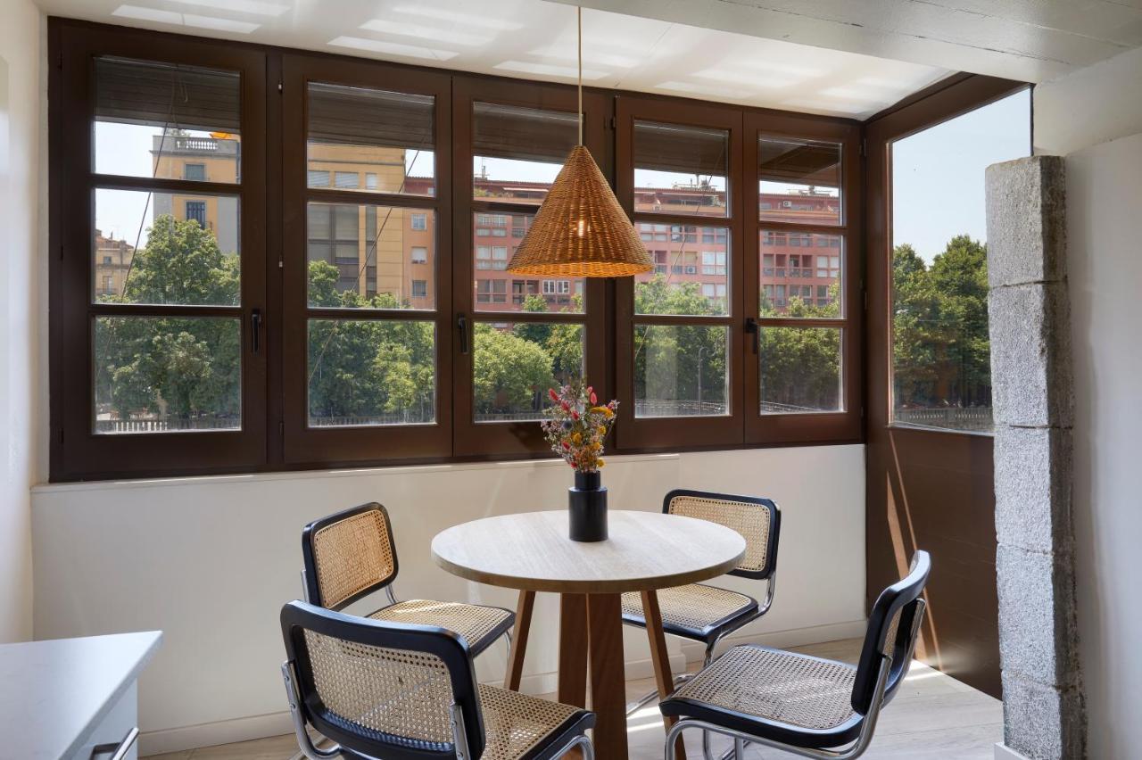 Canvas Apartments & Lofts Girona Bagian luar foto