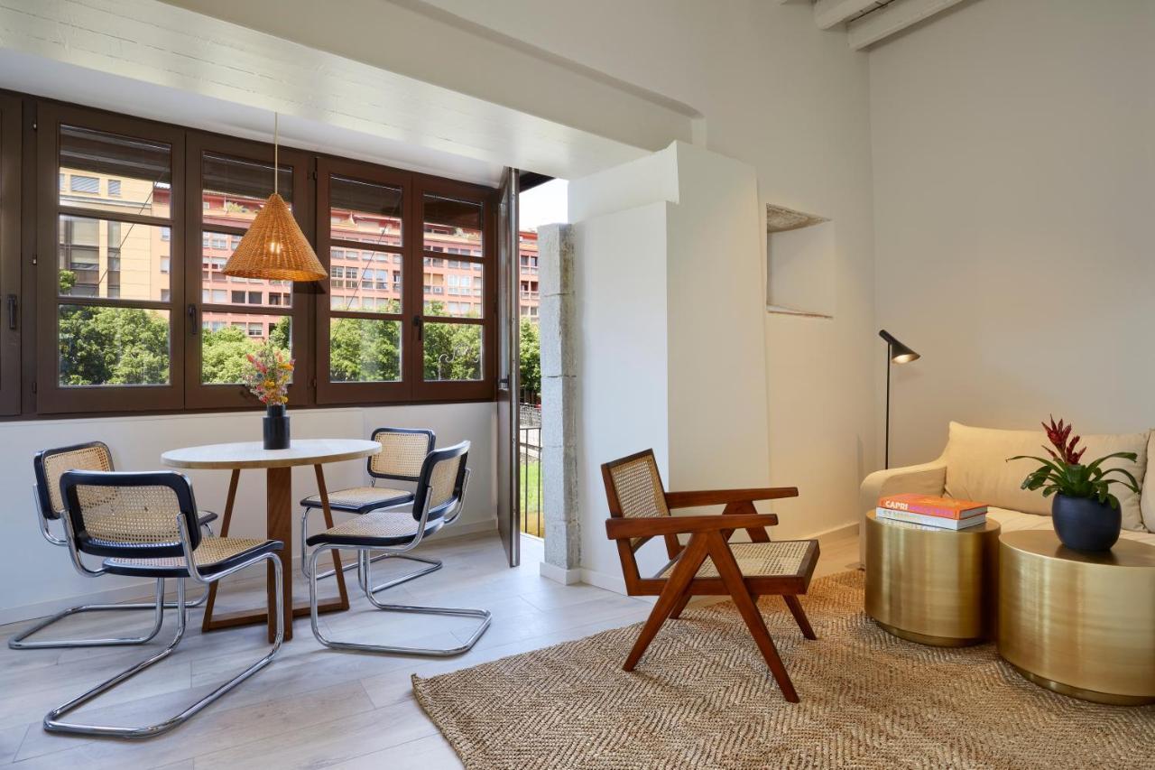 Canvas Apartments & Lofts Girona Bagian luar foto